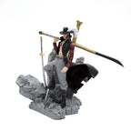 ONE PIECE Dracule Mihawk 14CM Action Figure – Top Decisive Battle
